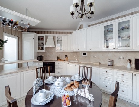 Белая кухня в Волгограде