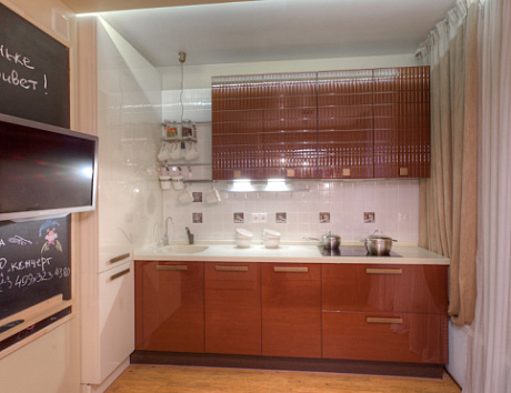 Коричневая кухня в Воронеже