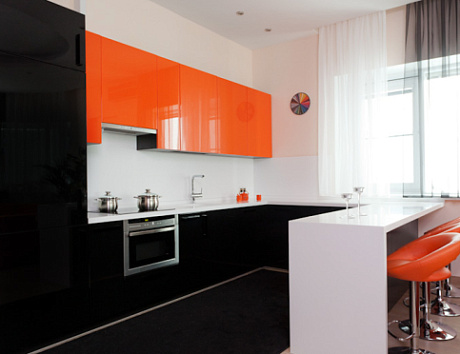 Кухни черно-белого цвета