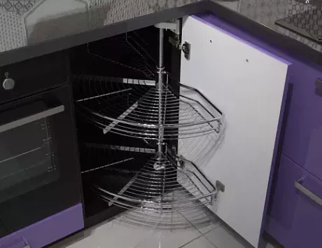 Фиолетовая кухня в Санкт-Петербурге