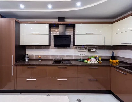 Коричневая кухня в Клину