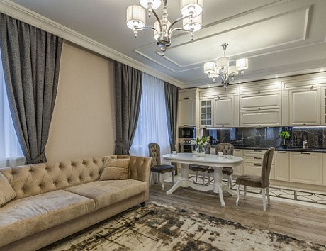 Светлая кухня в Санкт-Петербурге