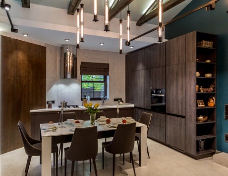 Коричневая кухня в Клину