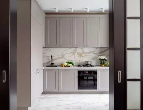 Коричневая кухня в Клину