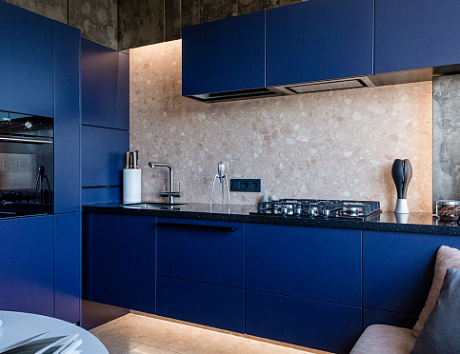 Синяя кухня