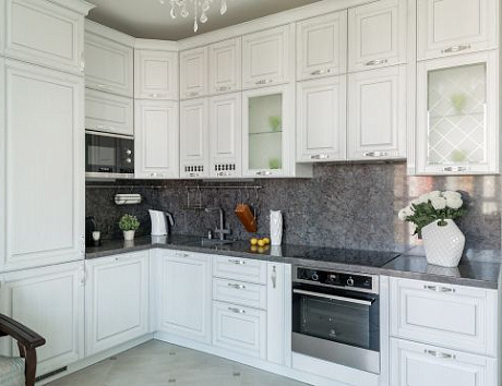 кухня из массива дерева